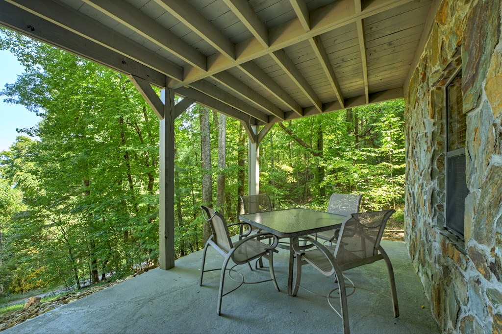 304 Ridge Circle