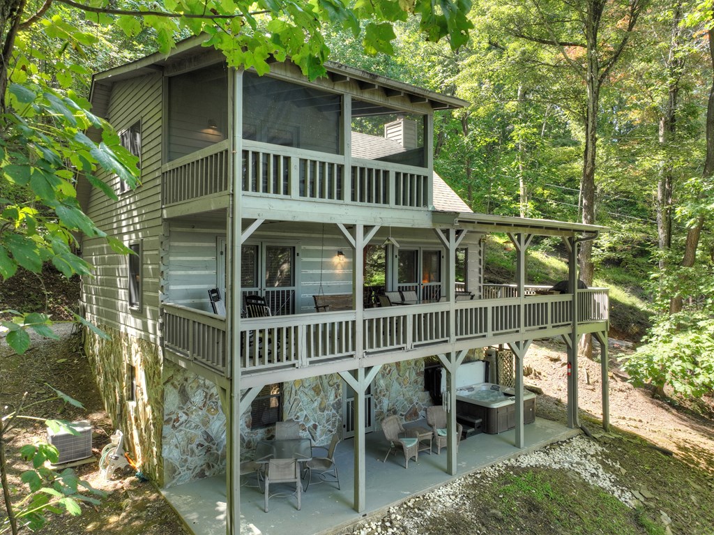 304 Ridge Circle