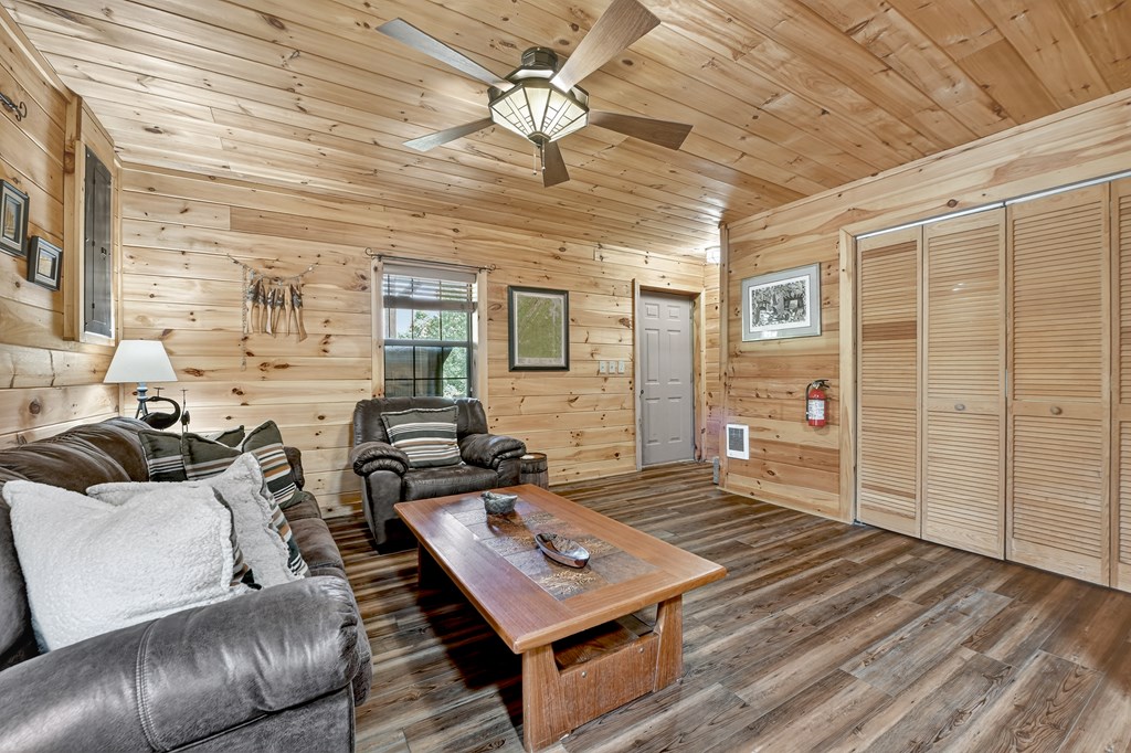 304 Ridge Circle