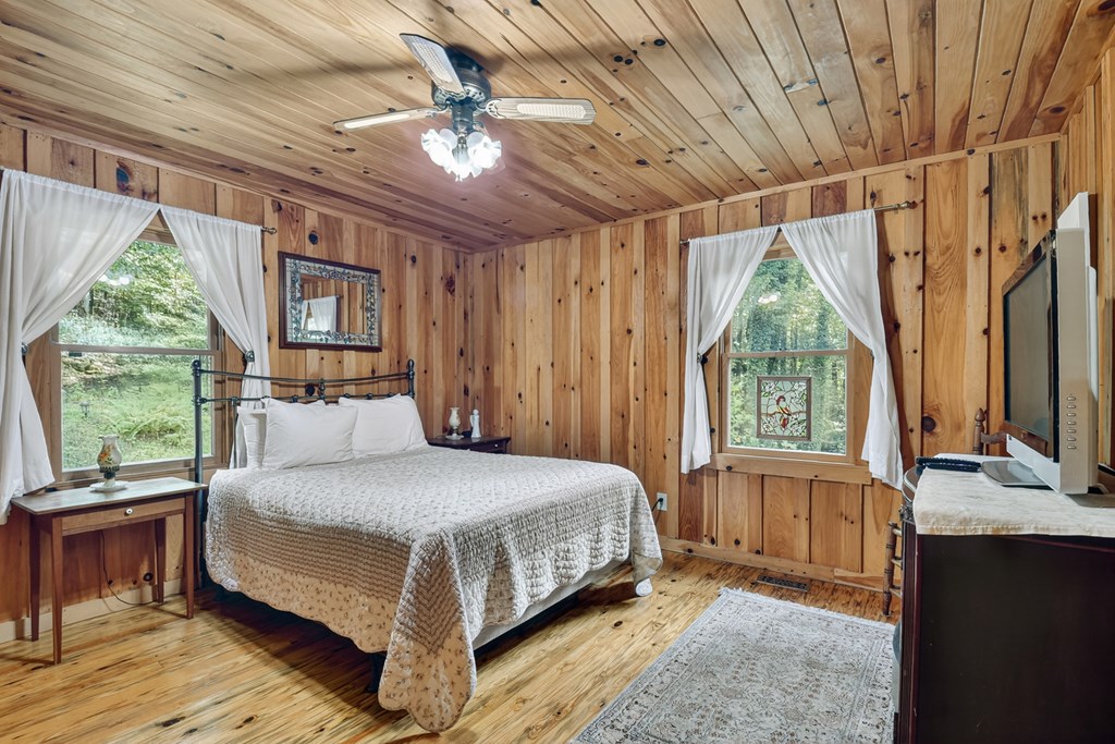 421 Salem Valley Road