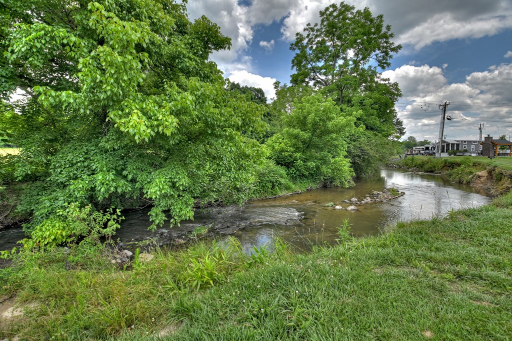 35 Mountain Meadows Circle, Morganton