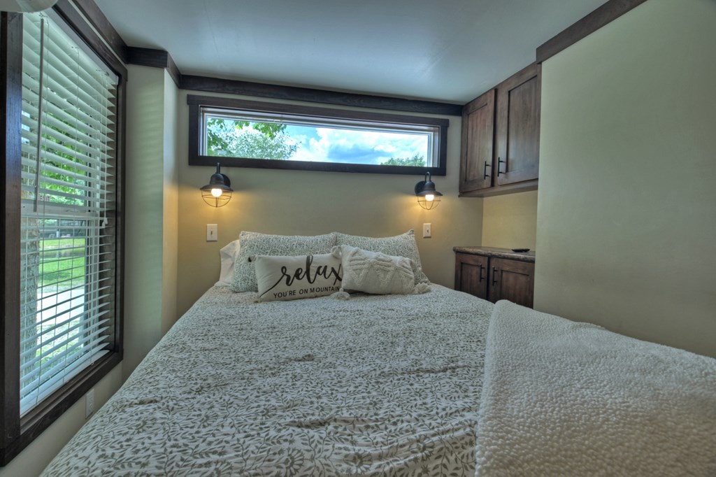 35 Mountain Meadows Circle, Morganton