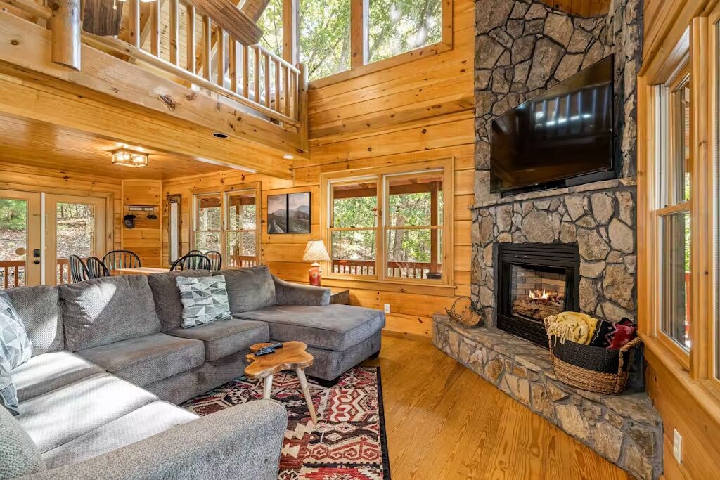 109 Noontootla Ridge Court, Blue Ridge