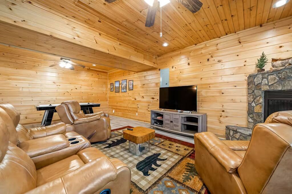 109 Noontootla Ridge Court, Blue Ridge