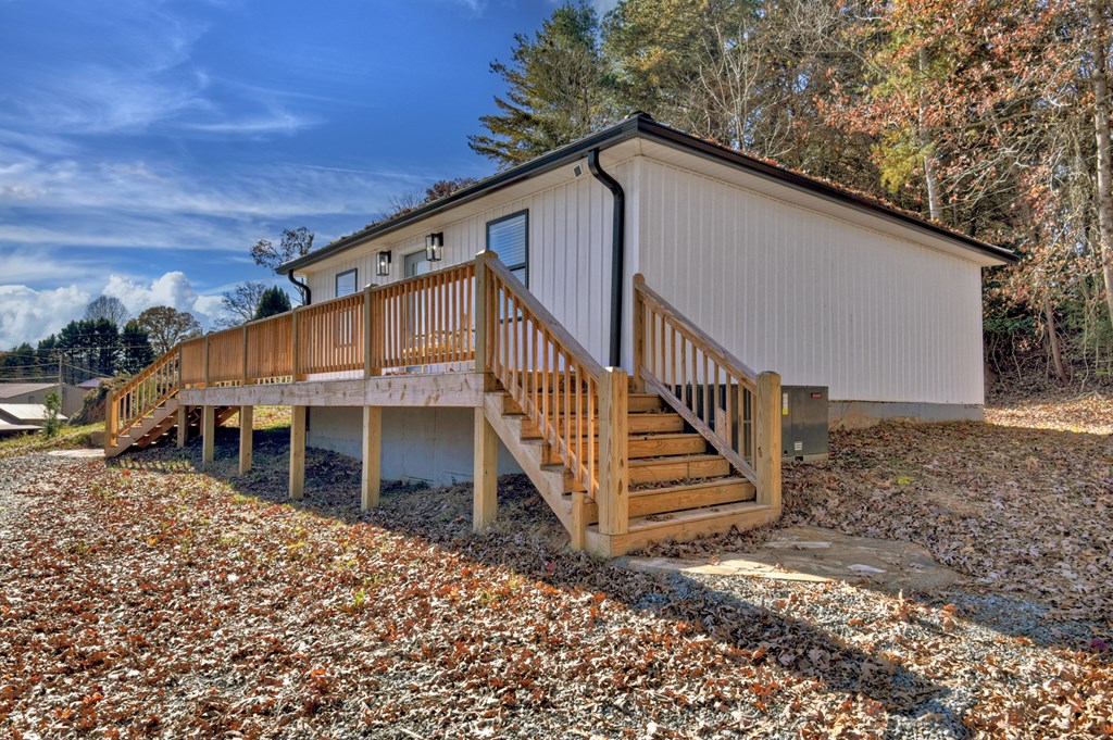 1144 Blue Ridge Drive