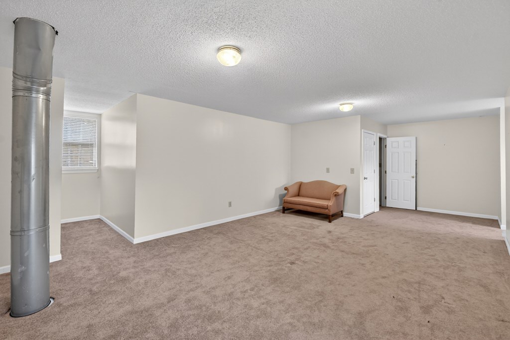 863 Woodland Drive