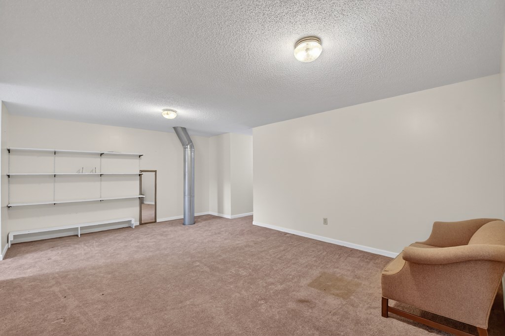 863 Woodland Drive