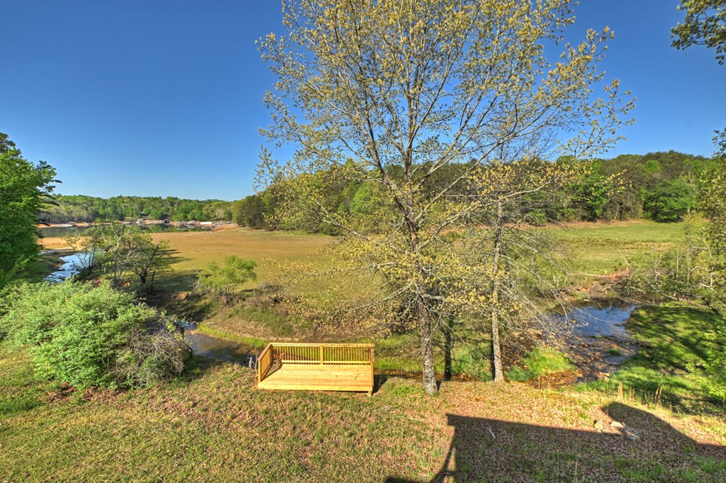 863 Woodland Drive