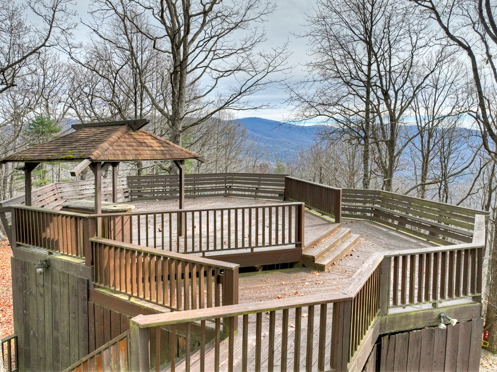 260 Observation Lane