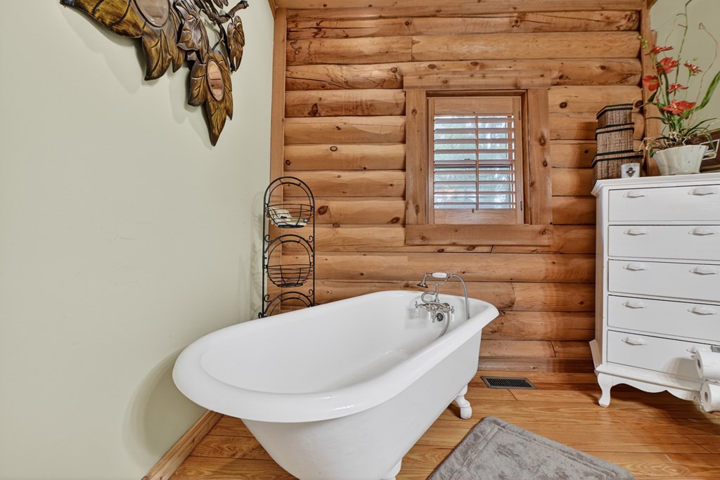 260 Observation Lane