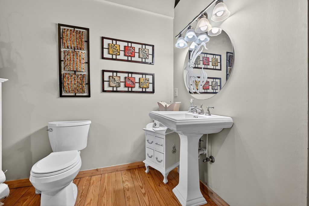 260 Observation Lane