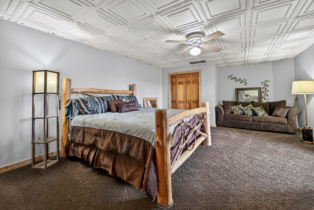 260 Observation Lane