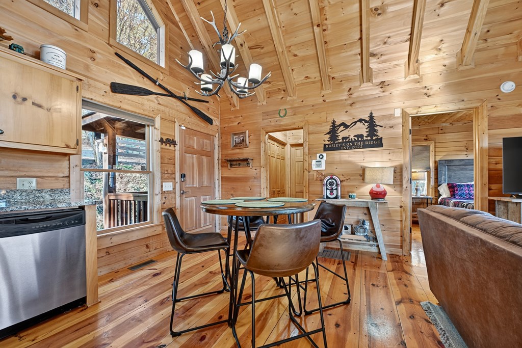 146 Rosiey Lane