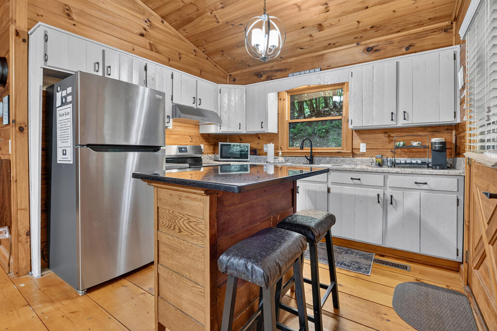 488 Joanne Sisson Road
