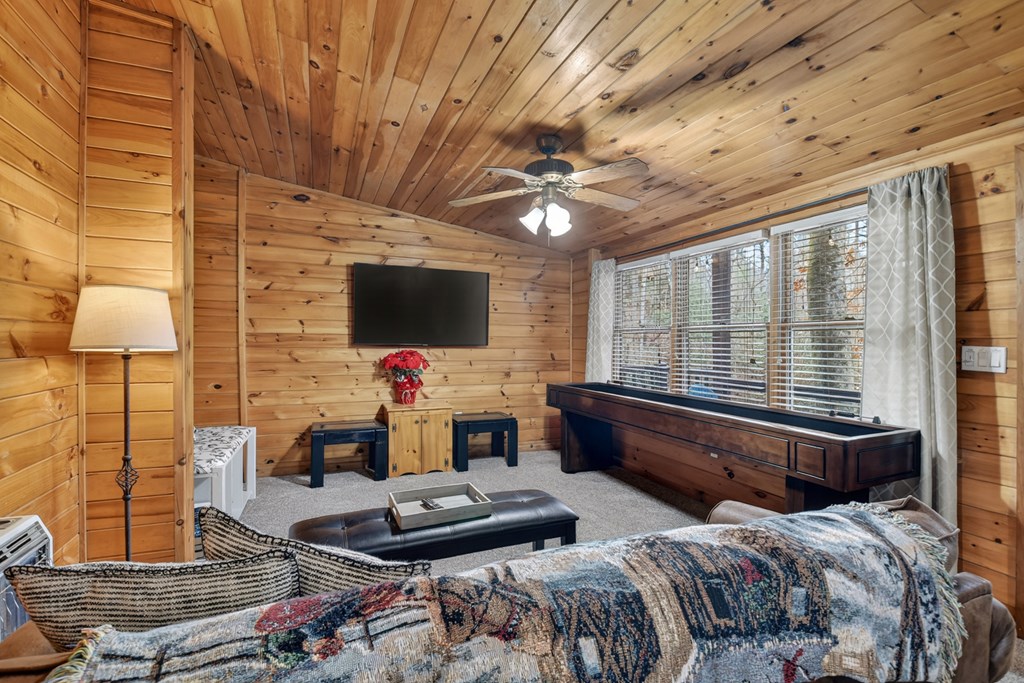 488 Joanne Sisson Road