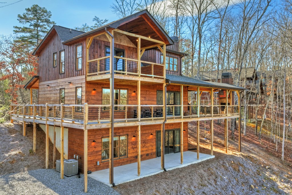 315 River Retreat Road