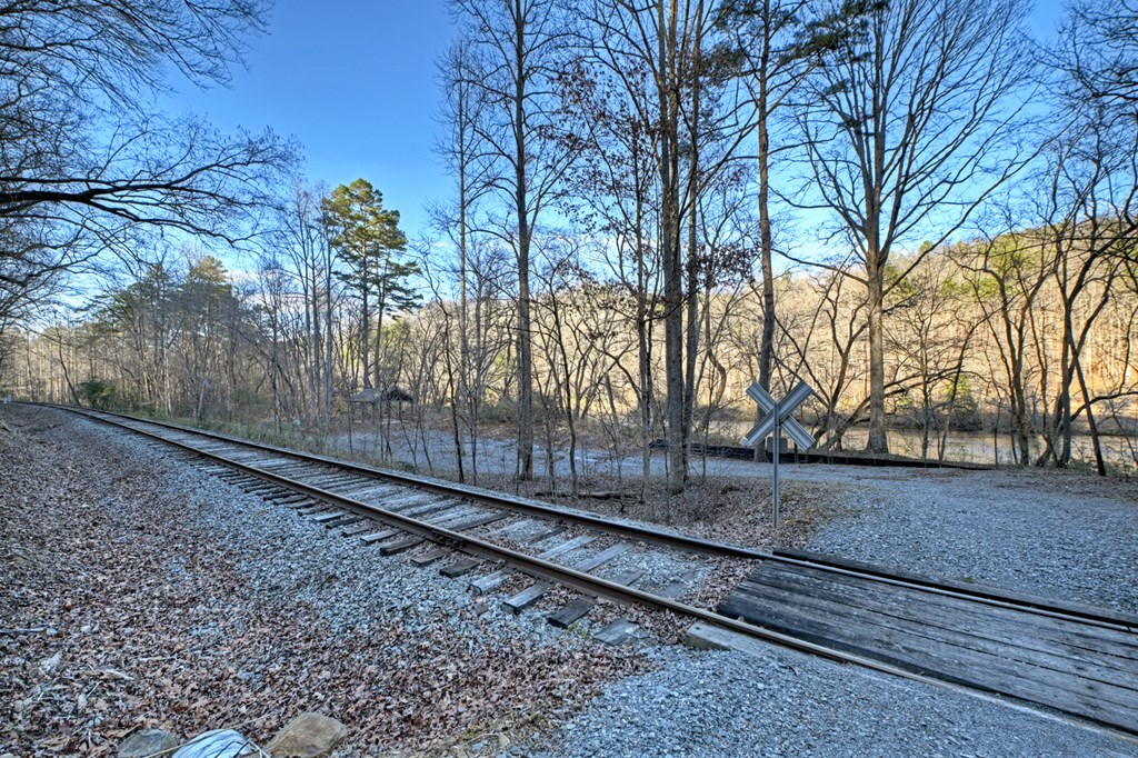 315 River Retreat Road