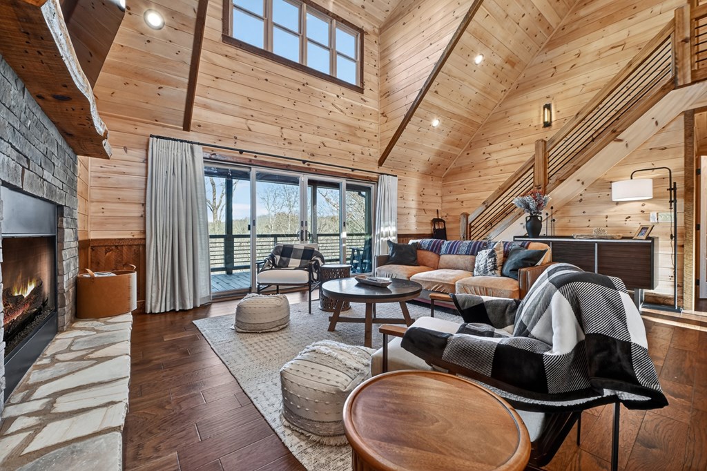 315 River Retreat Road