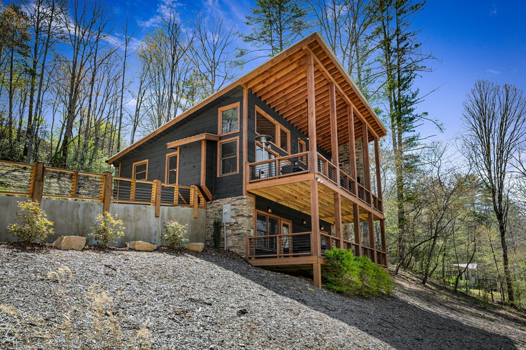 529 Hidden Valley Drive