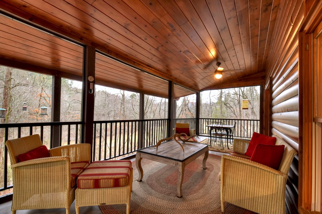 1175 Lickskillet Circle