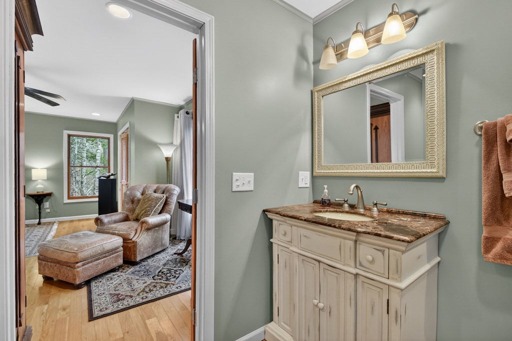 1175 Lickskillet Circle