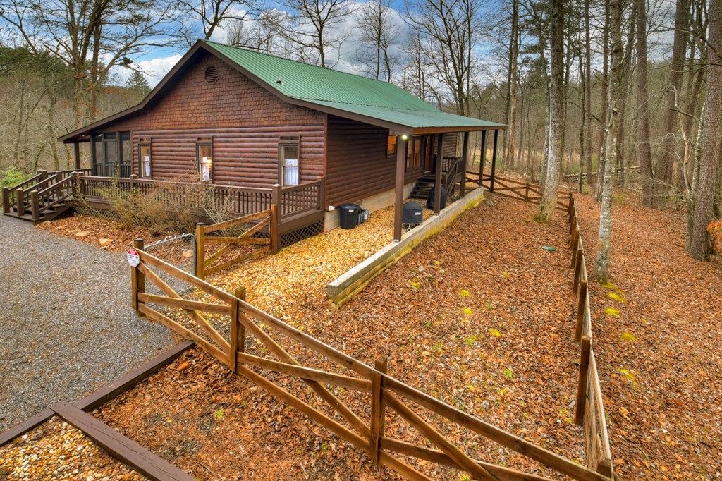 1175 Lickskillet Circle