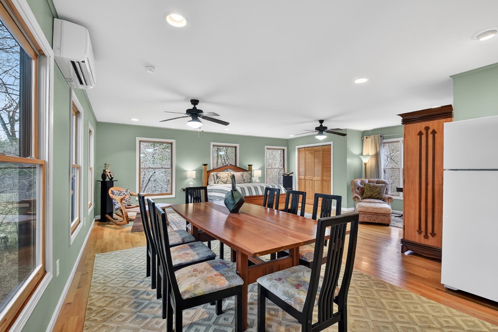 1175 Lickskillet Circle