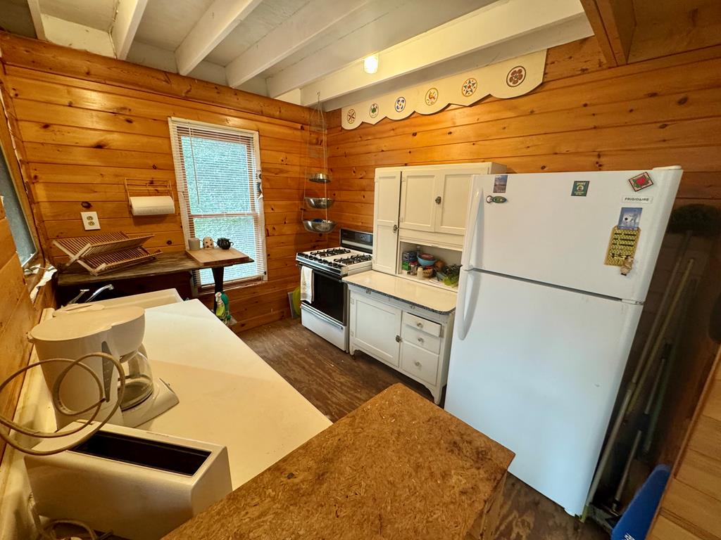 14092 Big Creek Road