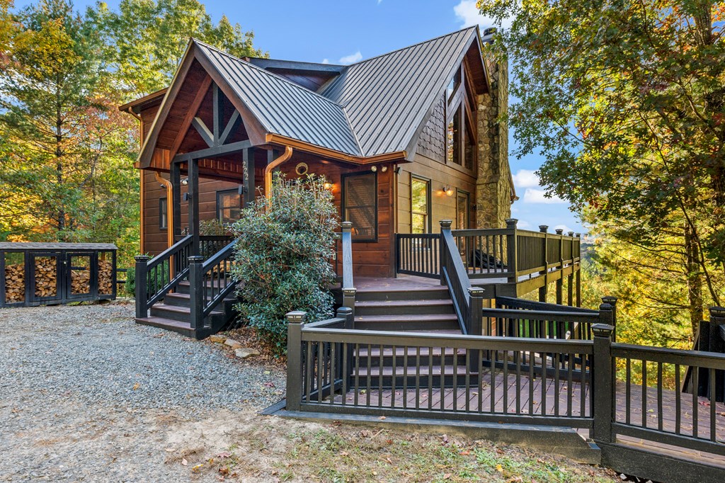 222 Brooks Ridge Road