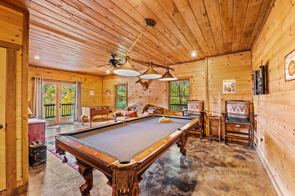 222 Brooks Ridge Road