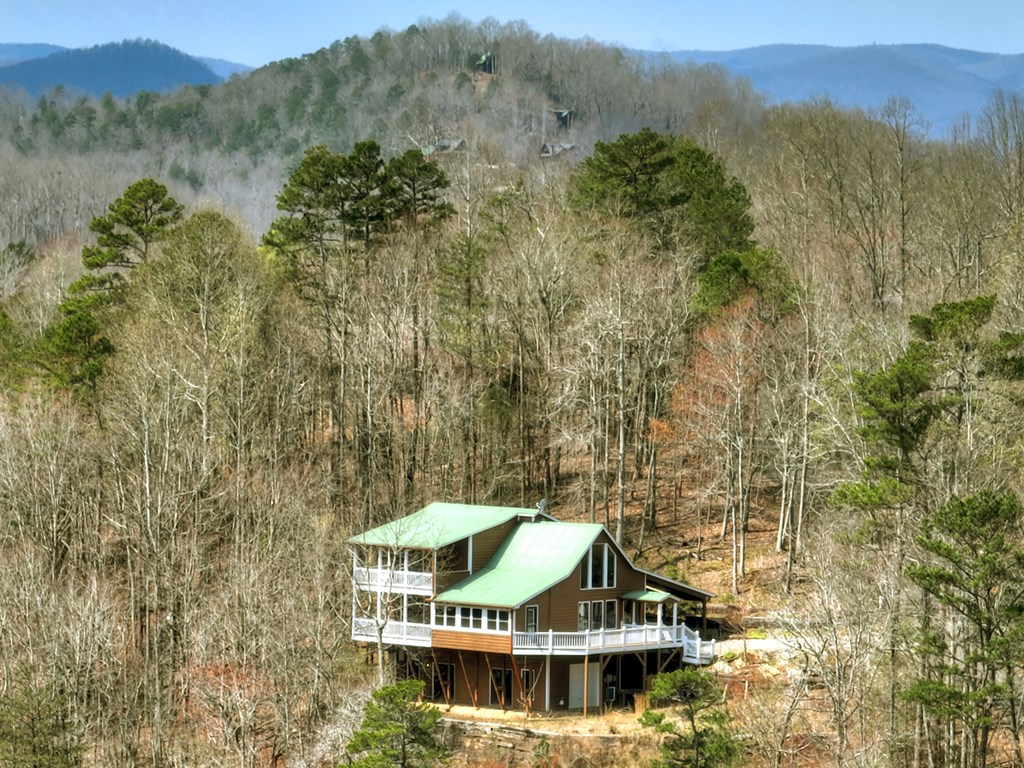 222 Mountain Hideaway Lane