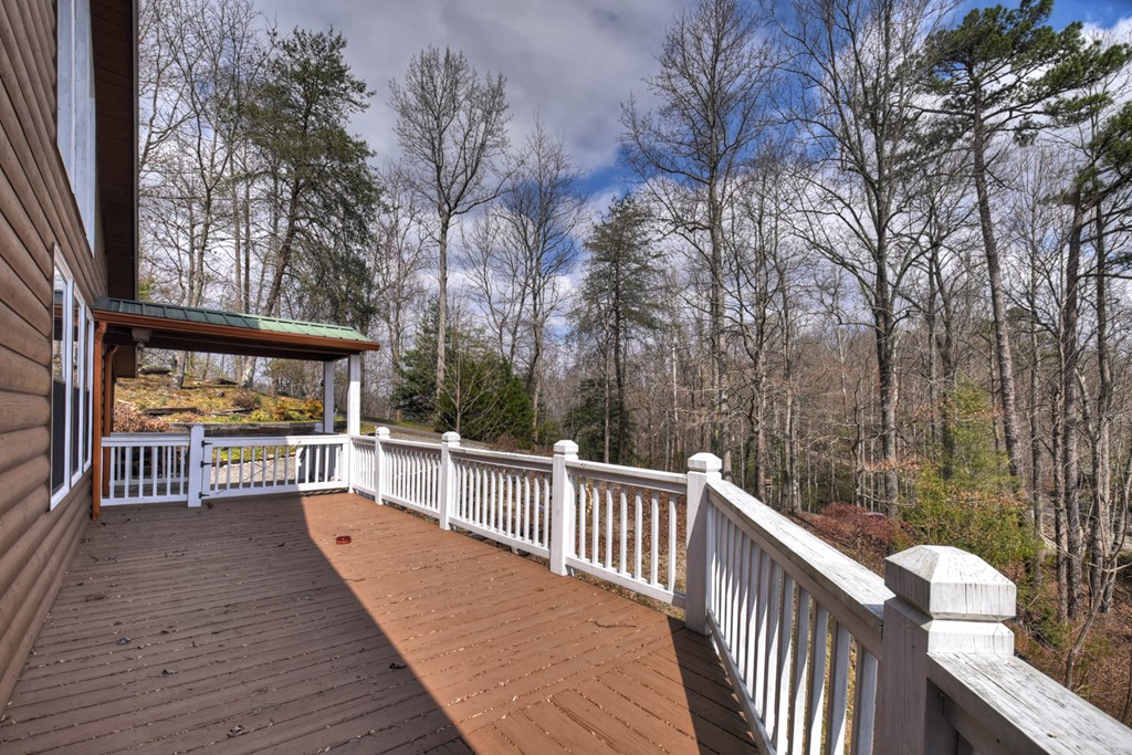 222 Mountain Hideaway Lane