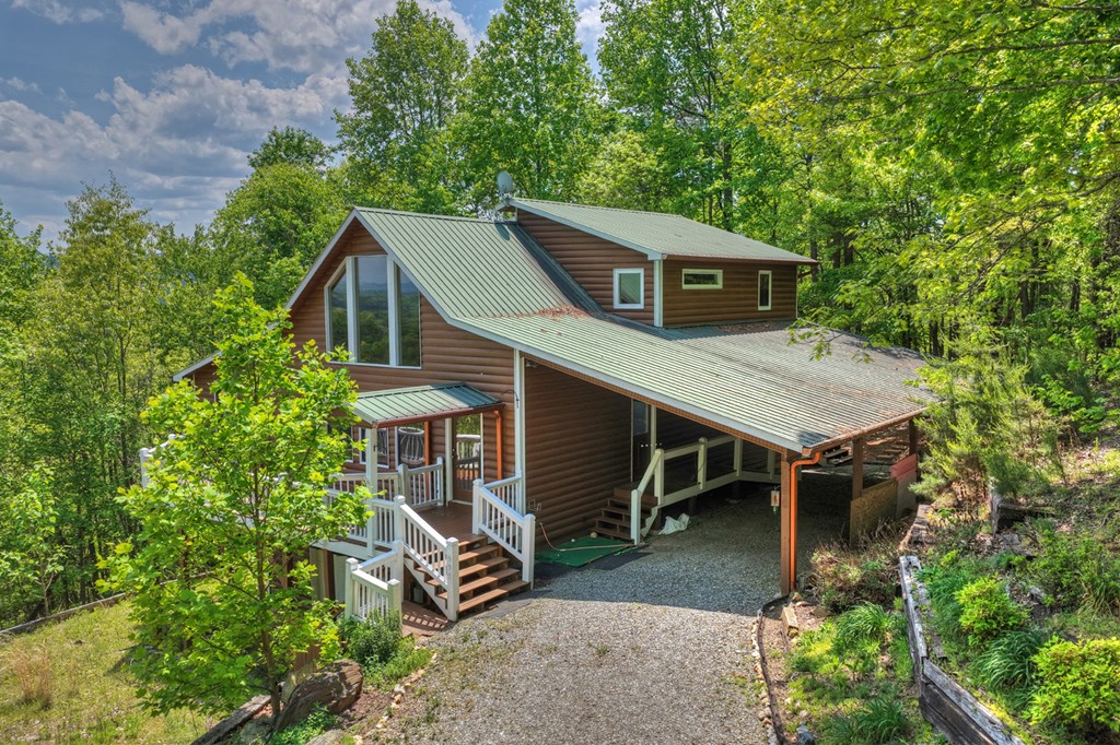 222 Mountain Hideaway Lane