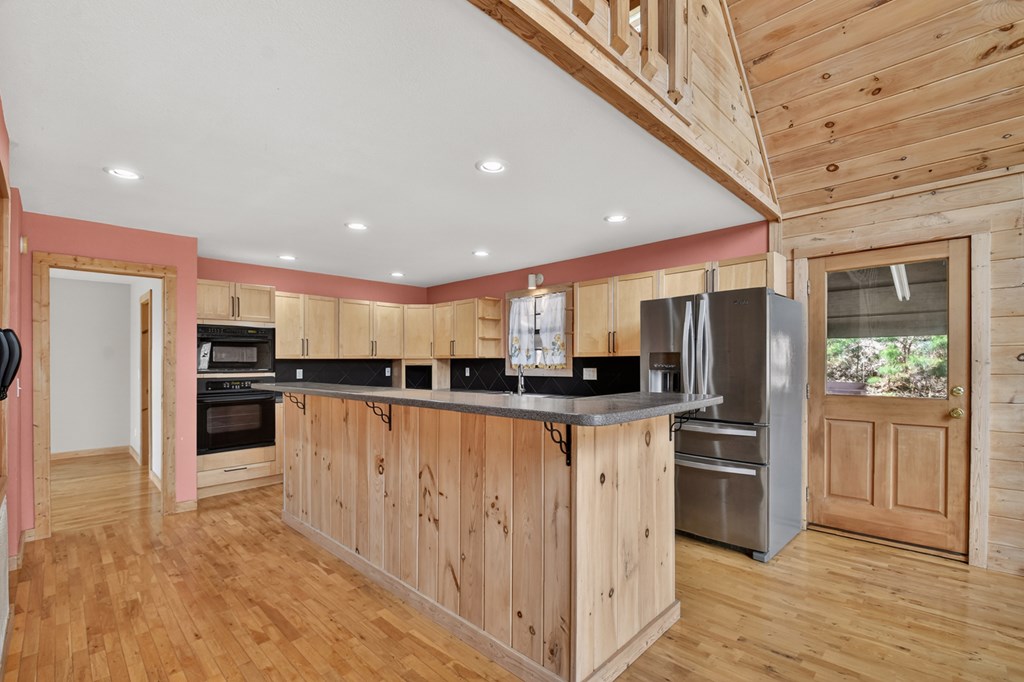 222 Mountain Hideaway Lane