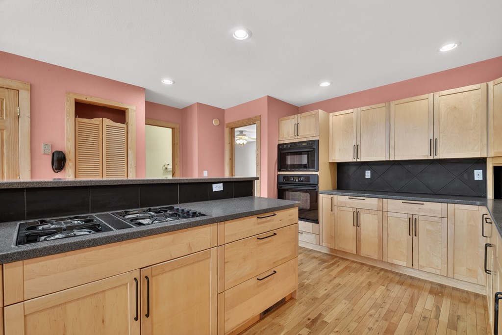 222 Mountain Hideaway Lane