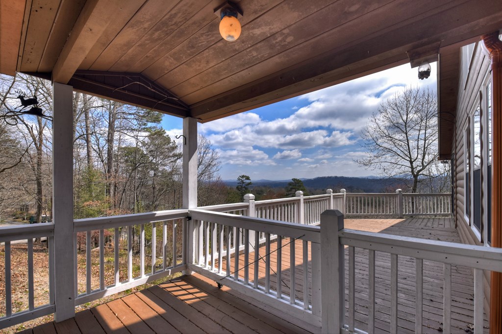 222 Mountain Hideaway Lane