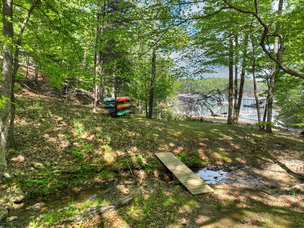 1601 Shady Falls Road