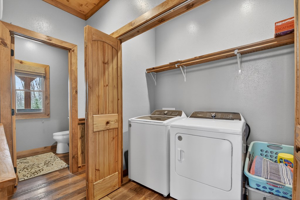 1601 Shady Falls Road