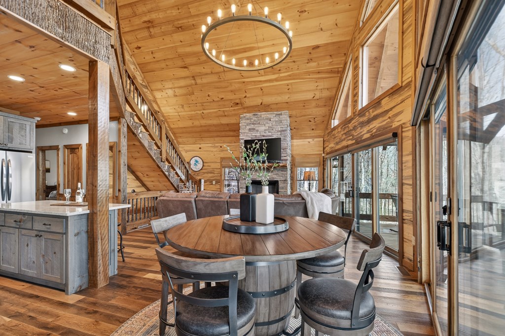 1601 Shady Falls Road