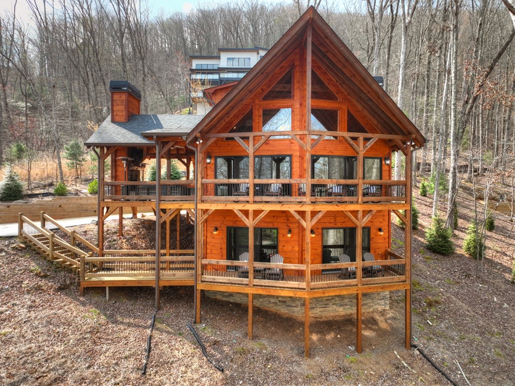 1601 Shady Falls Road