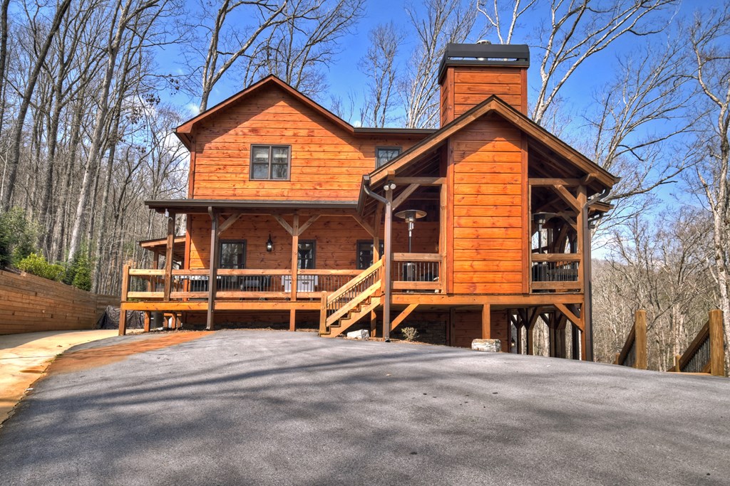 1601 Shady Falls Road