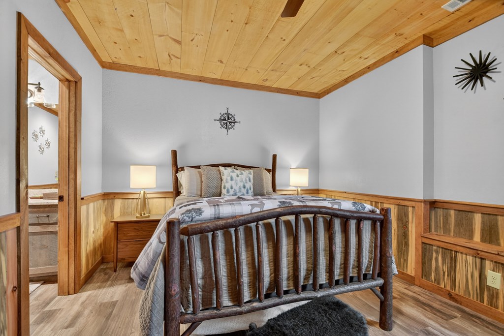 1601 Shady Falls Road