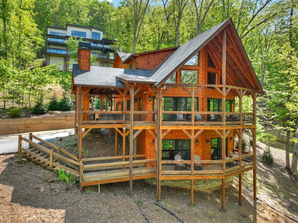 1601 Shady Falls Road