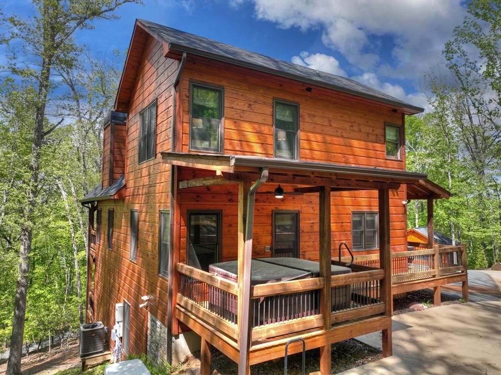 1601 Shady Falls Road