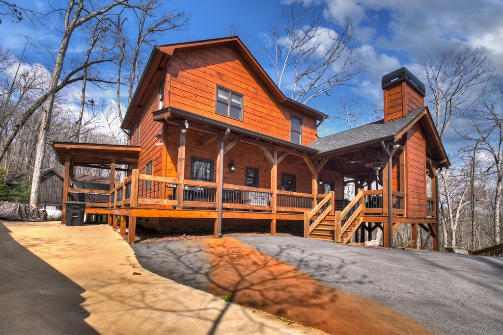 1601 Shady Falls Road