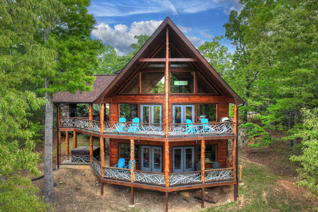 560 Endless View Road