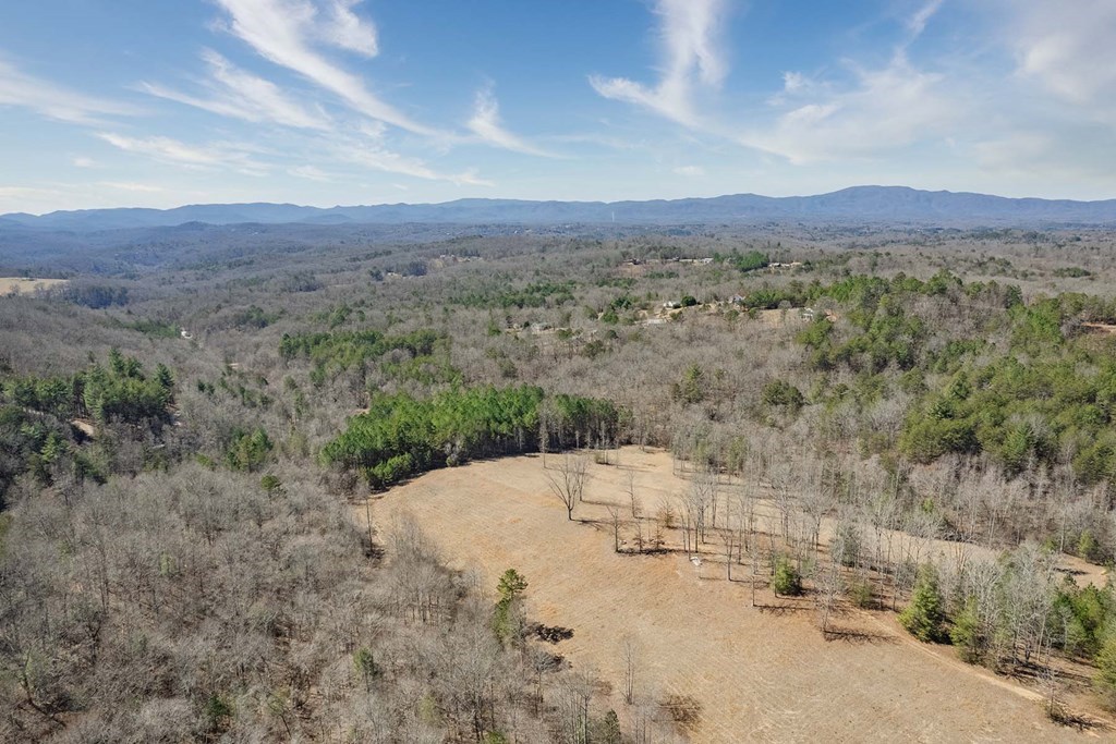 560 Endless View Road