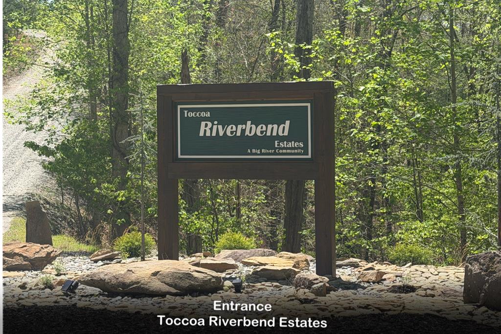 Lot 5 Riverbend Manor