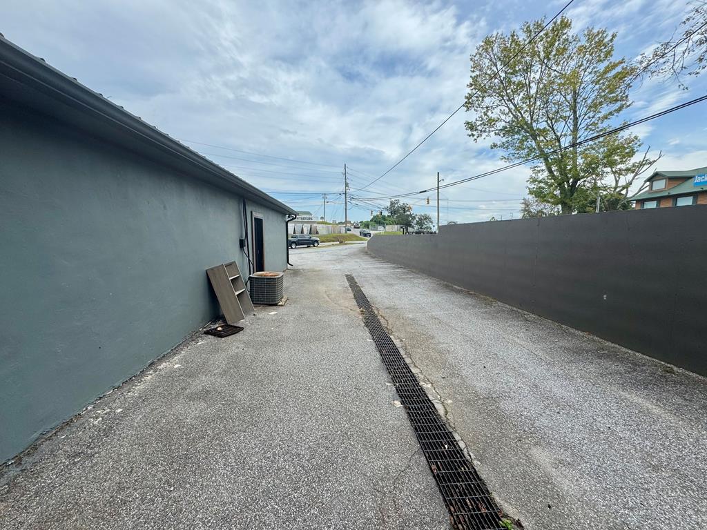 3900 East First Street
