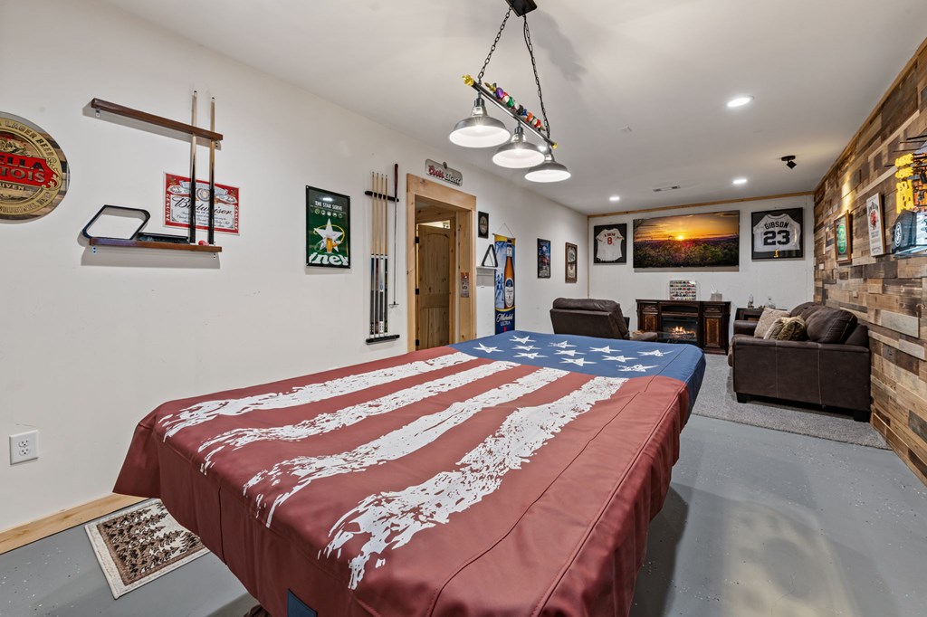 490 Walnut Hills Drive